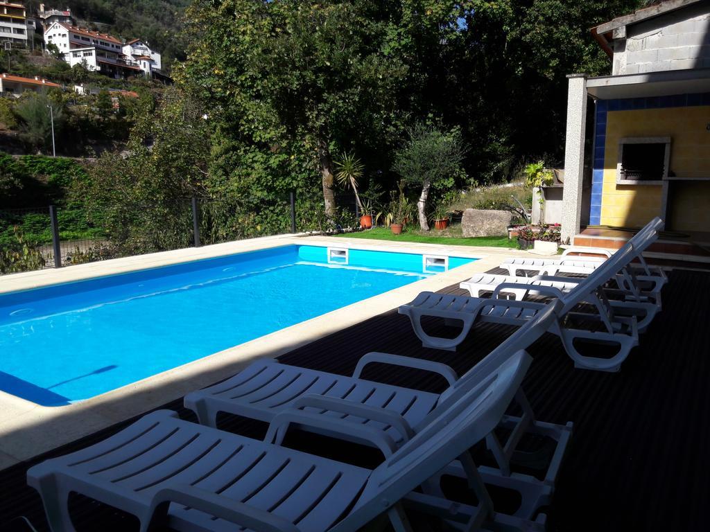 Casa Ribom Apartment Geres Luaran gambar